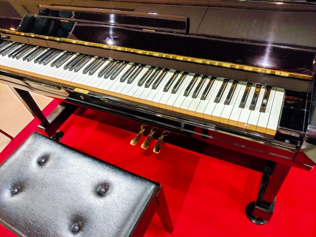 神戸の29台のストリートピアノは全国一位